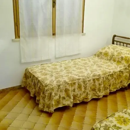 Dora 1 * Llido Degli Estensi